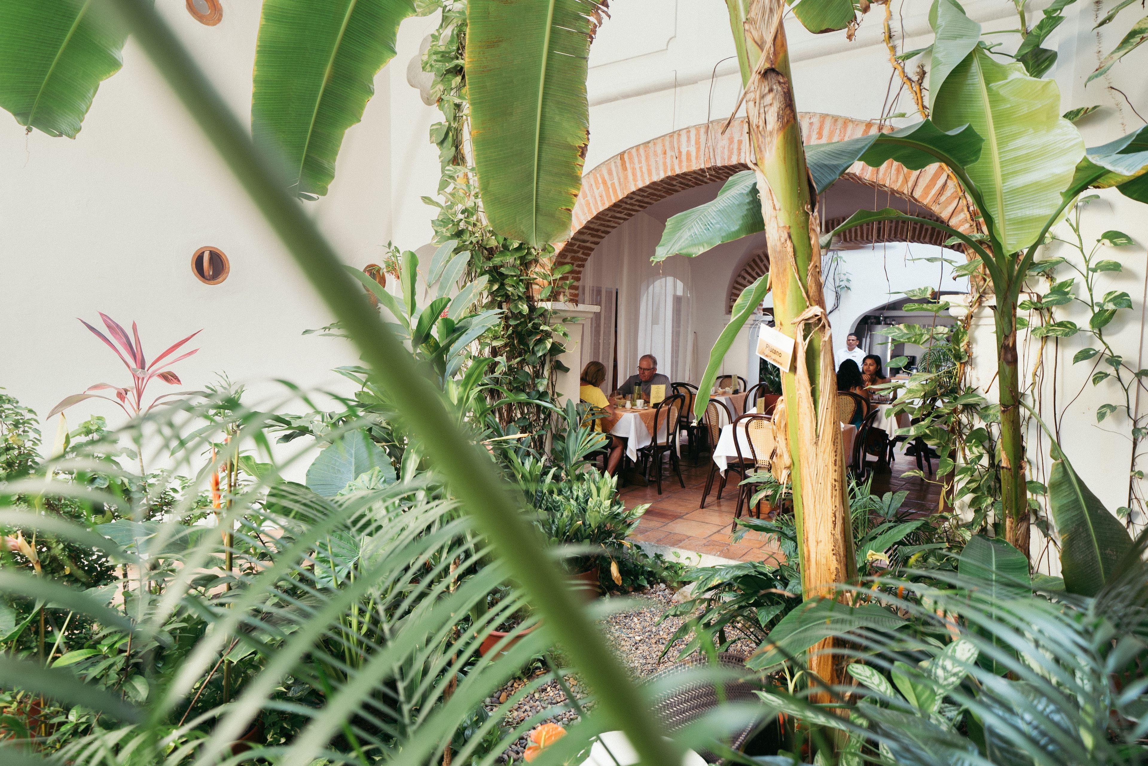 Alfiz Hotel — Fotos 1